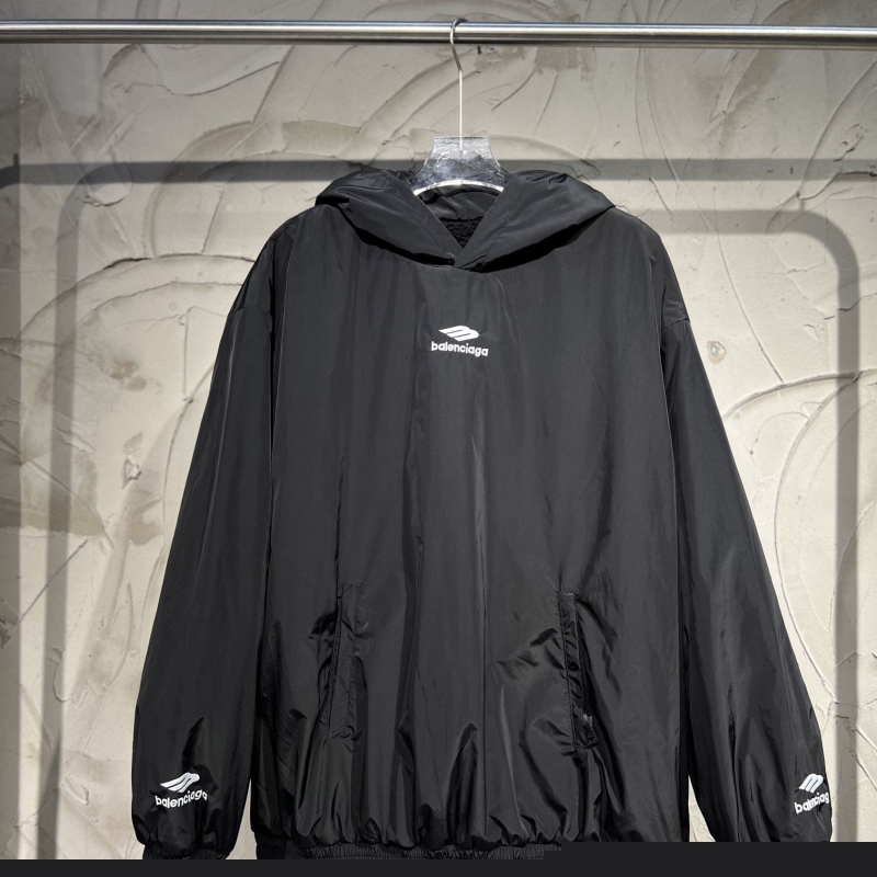 Ba*len*cia*ga coats